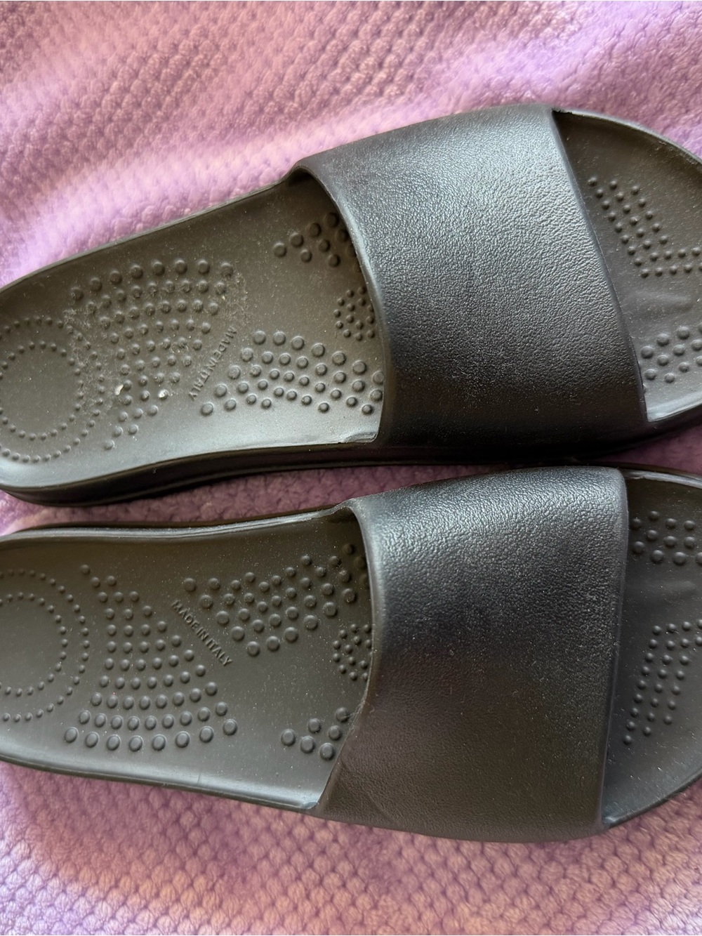 Women's O Bag Comfortable Black Slide Sandals - Easy Slip-On Comfort size 5 - Picture 2 of 6